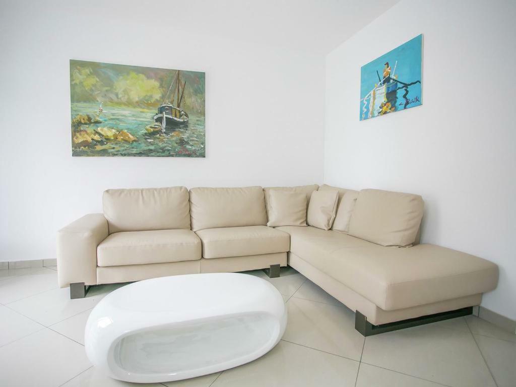 Sesar Apartments Krk - No. 3 Cvita Krk Town Exterior photo